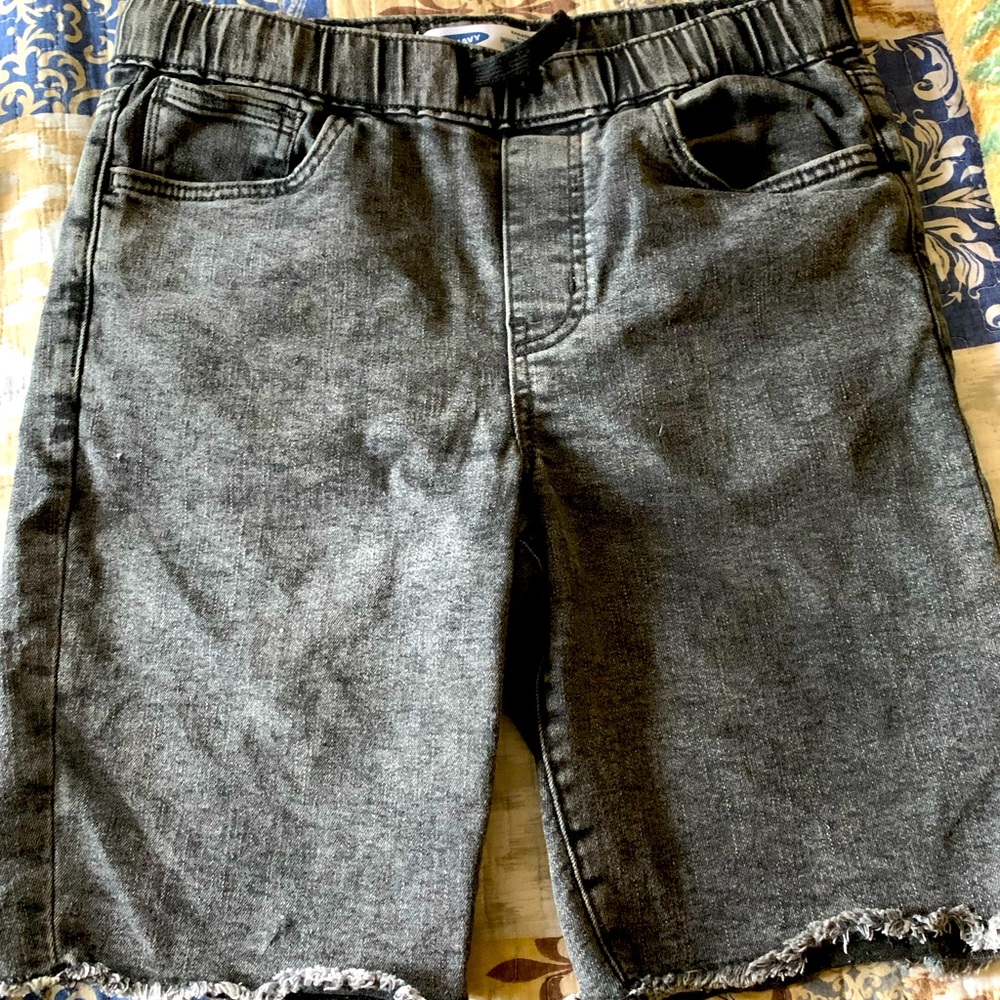 2 pair of Old navy denim jean shorts for $15